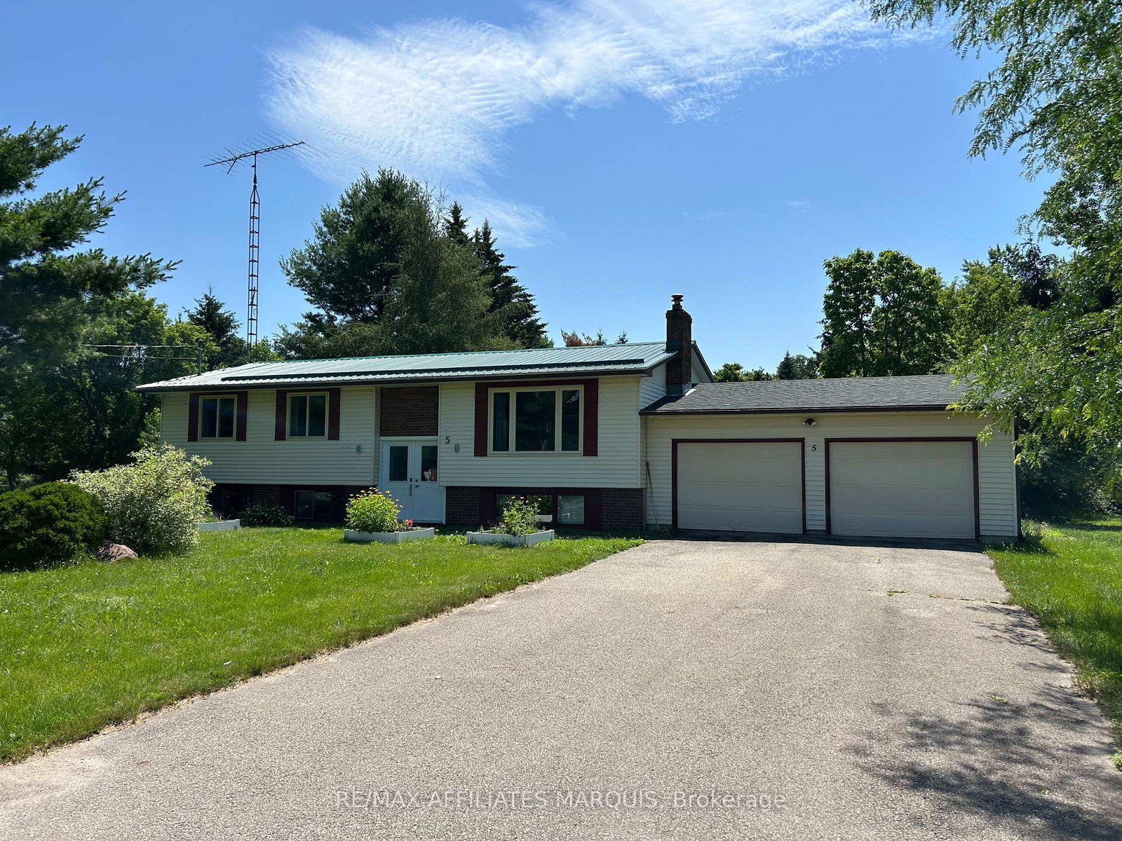 5-polk-crescent-rideau-lakes-ontario-x13530200