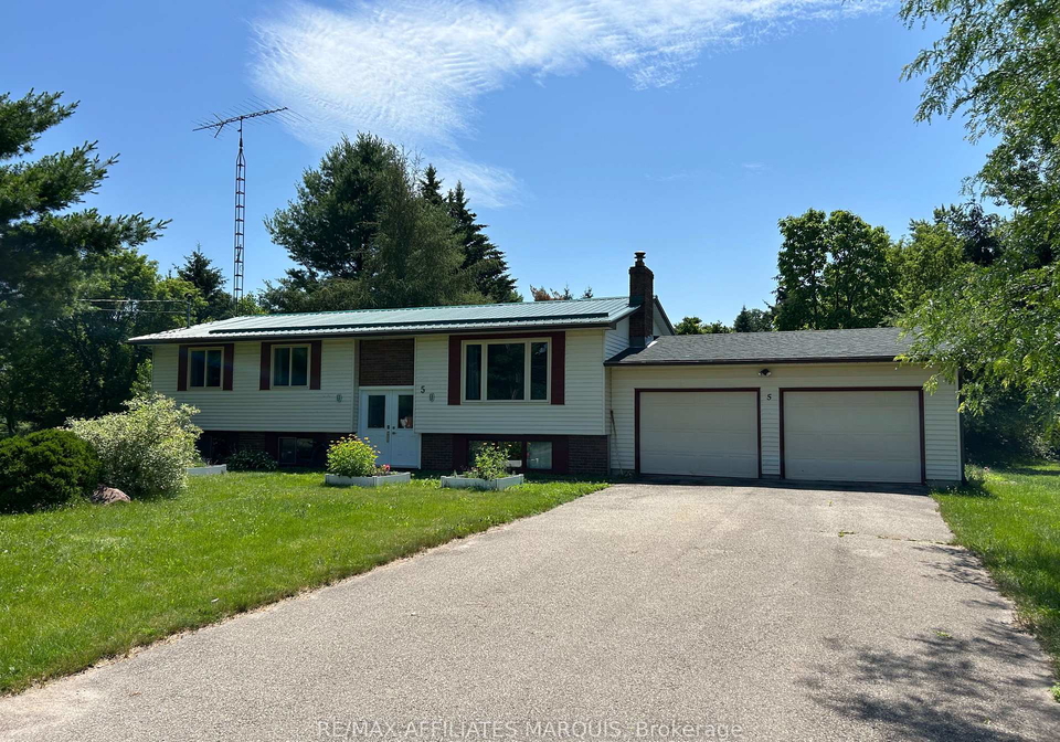 5-polk-crescent-rideau-lakes-ontario-x13530200