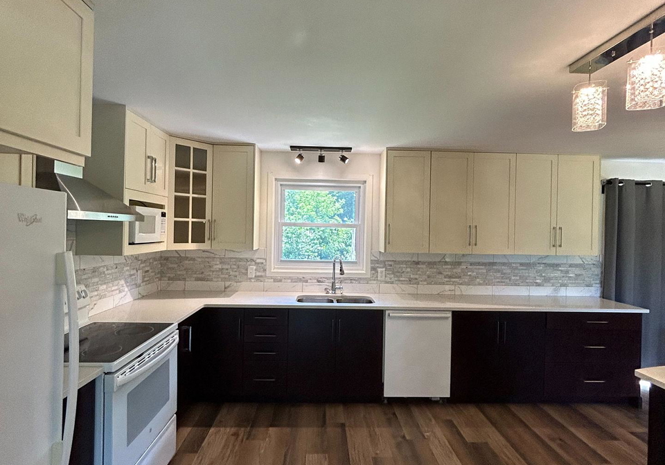 5-polk-crescent-rideau-lakes-ontario-x13530200