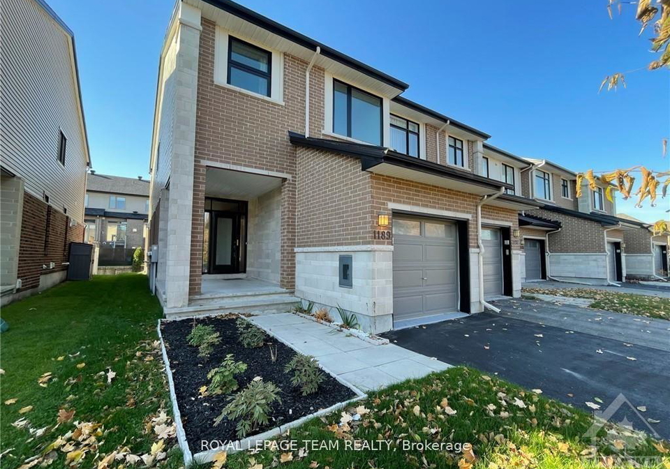 1189-tischart-crescent-kanata-ontario-x13530302