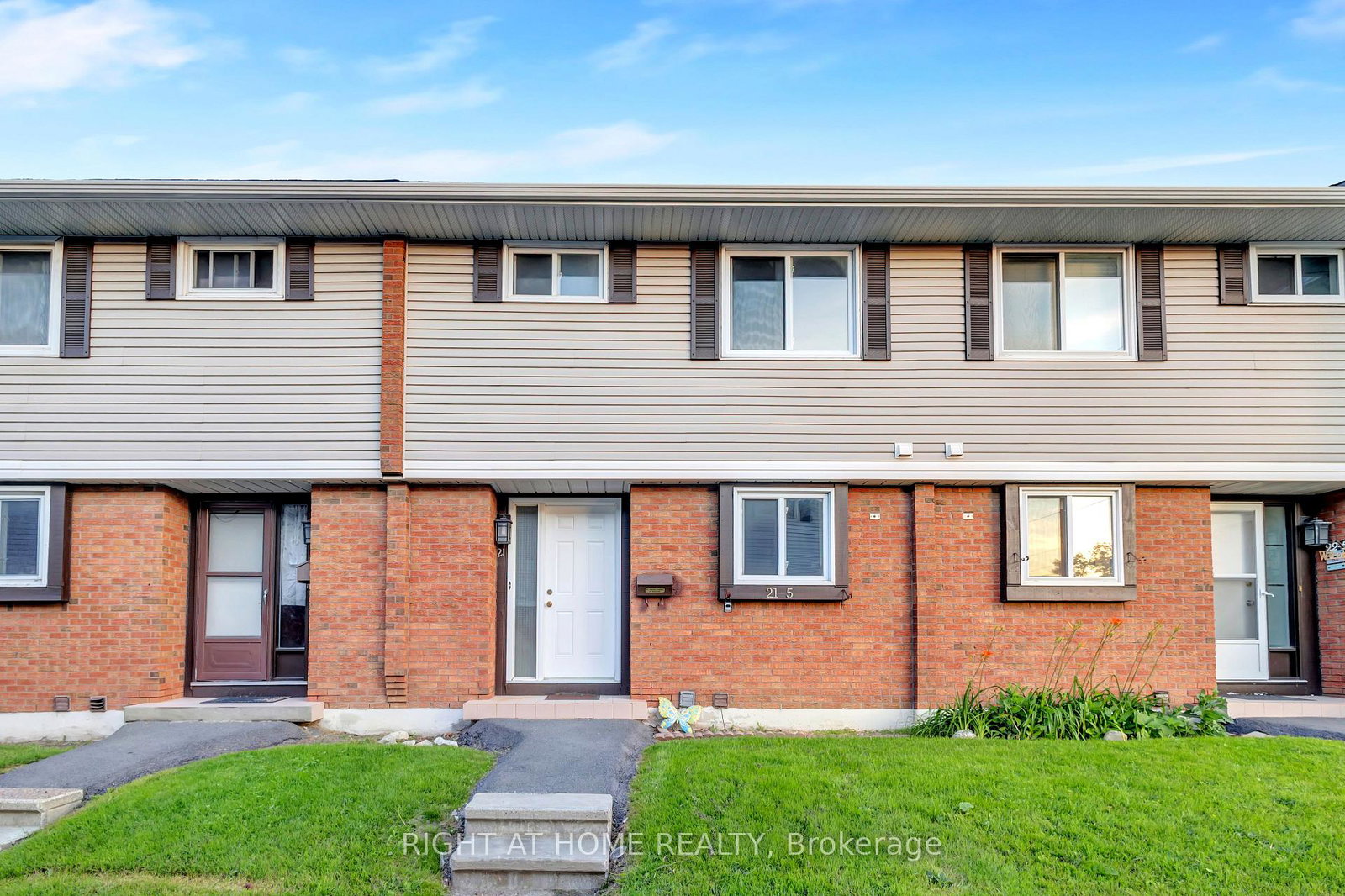 5-hadley-circle-ottawa-ontario-x13530496