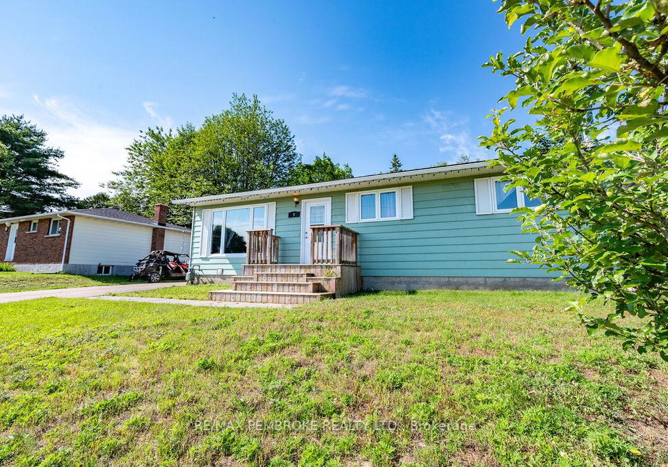 9-james-street-petawawa-ontario-x13530674