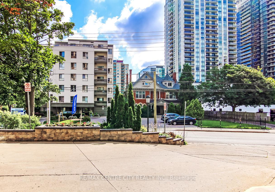 549-ridout-street-n-london-east-ontario-x13531106