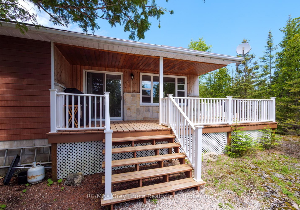 259-bradley-drive-northern-bruce-peninsula-ontario-x13531180