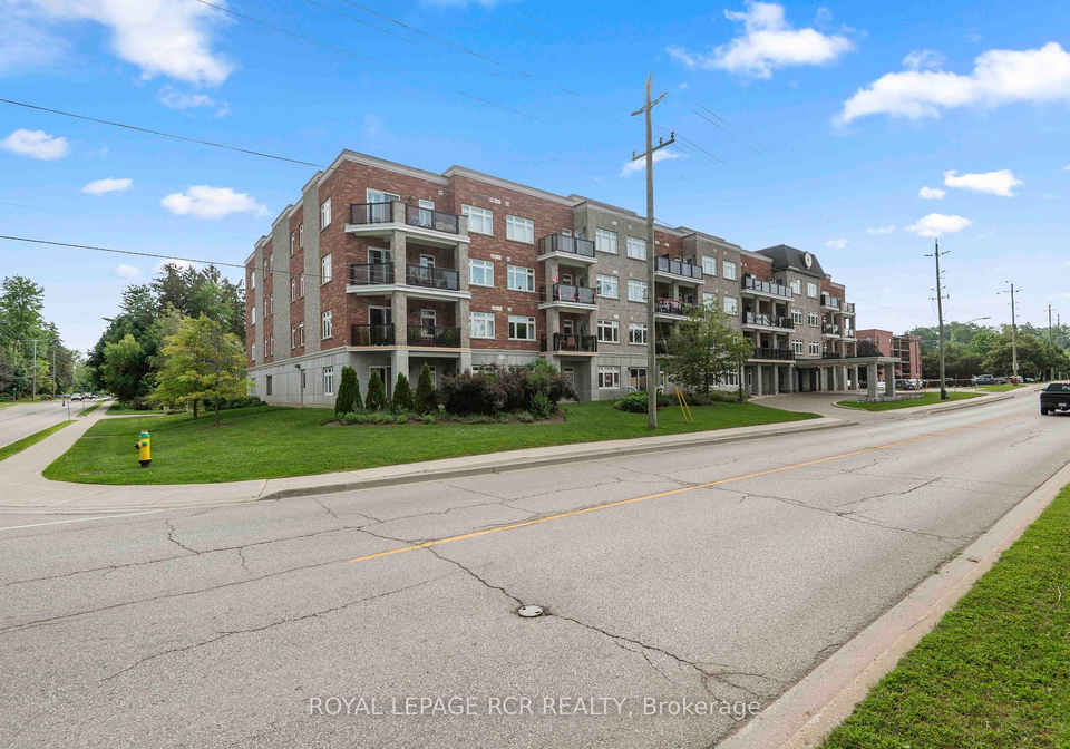 245-scotland-street-centre-wellington-ontario-x13531250
