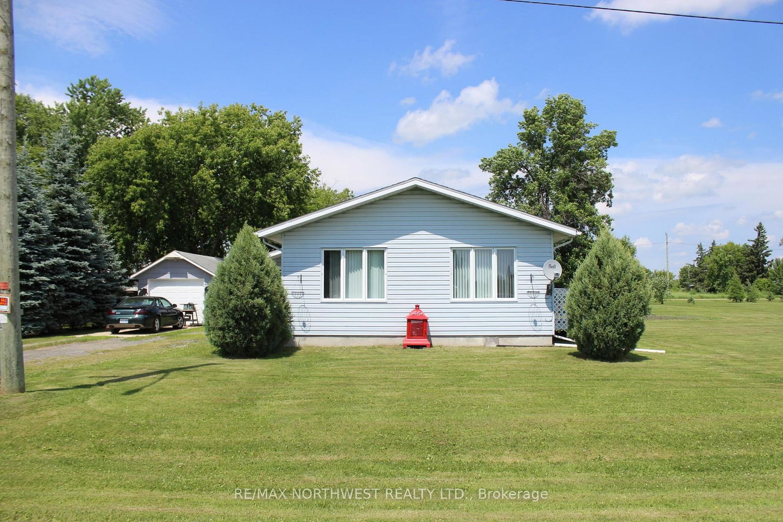 705-707-lorena-street-rainy-river-ontario-x13531684