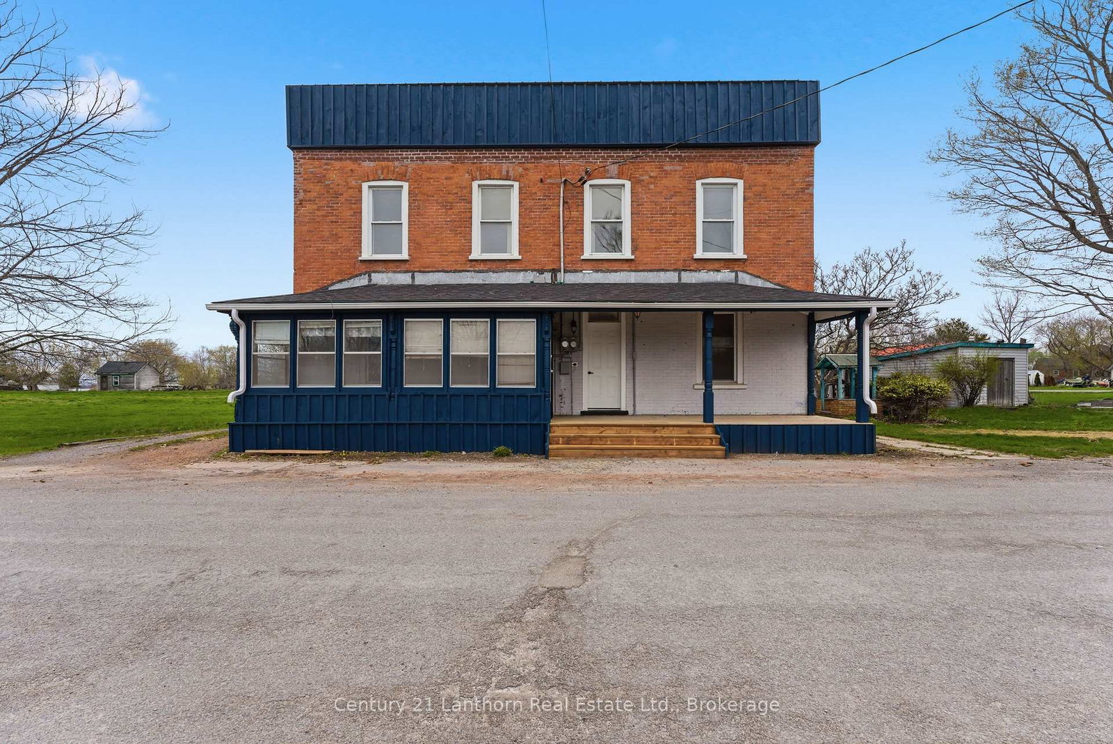 16-store-street-prince-edward-county-ontario-x13531764