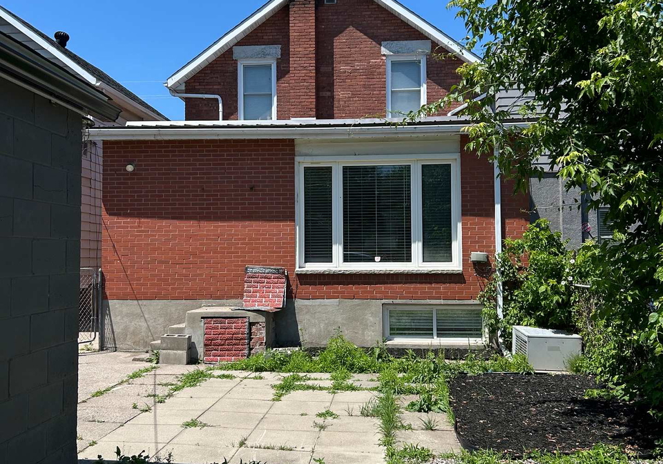 1079-cassells-street-north-bay-ontario-x13531942