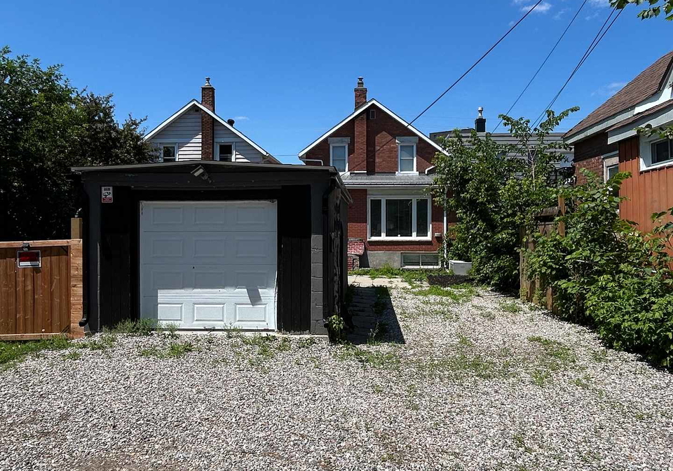 1079-cassells-street-north-bay-ontario-x13531942