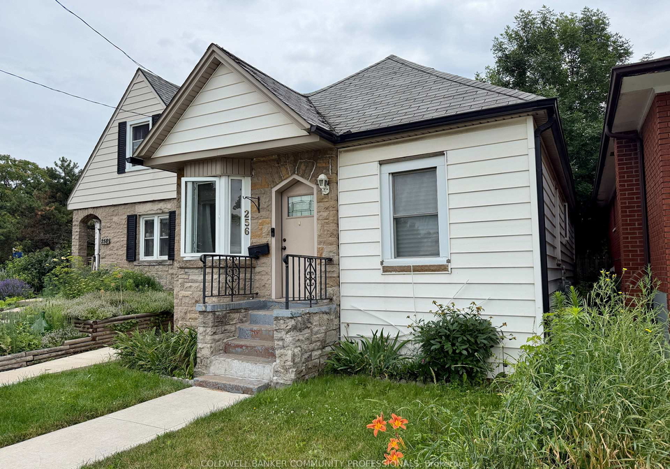 256-fairfield-avenue-hamilton-ontario-x13531996