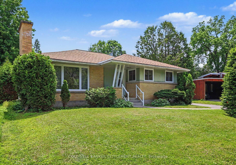 6-glenview-crescent-perth-ontario-x13532054