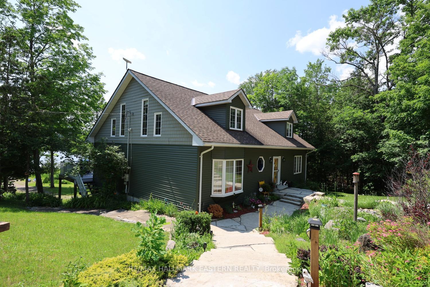 28-fire-route-17-havelock-belmont-methuen-ontario-x13532068