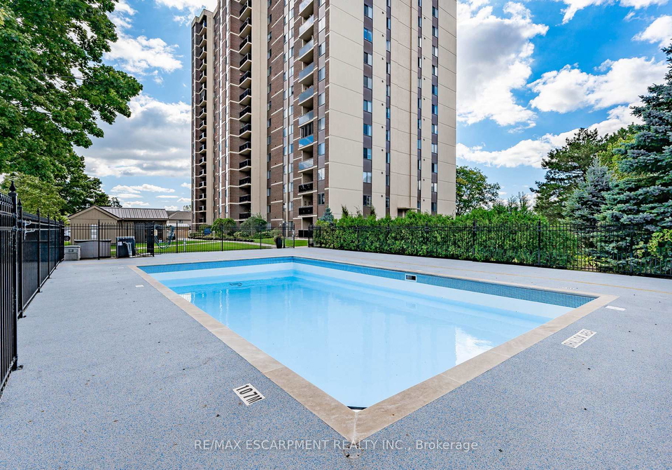 301-frances-avenue-hamilton-ontario-x13532372