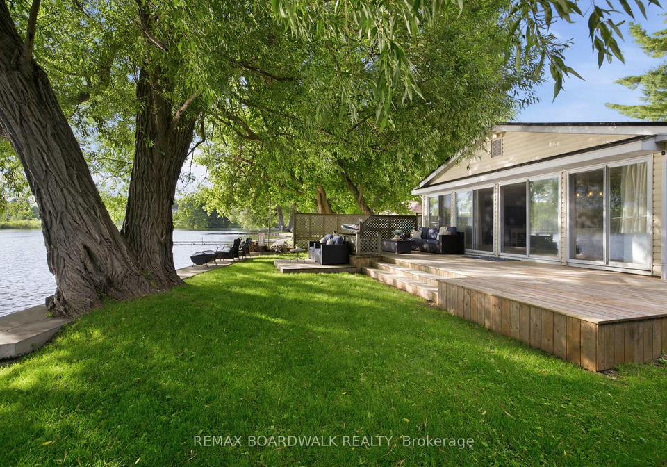 130-bay-lane-edwardsburghcardinal-ontario-x13532470