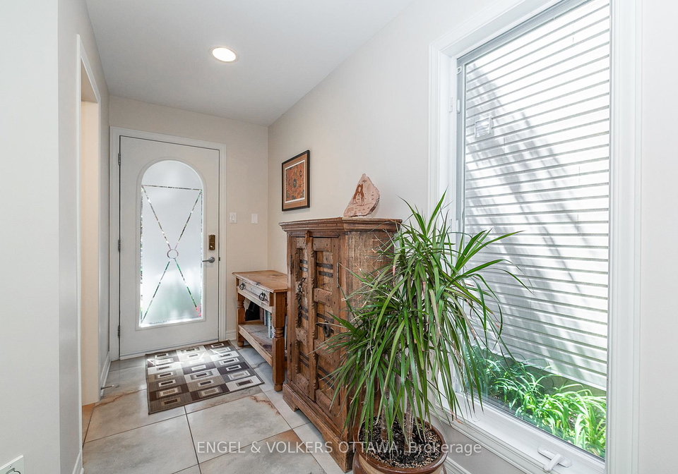 210-west-village-private-ottawa-ontario-x13532500