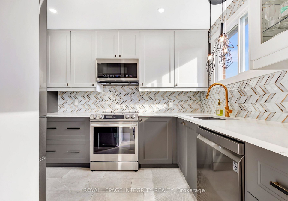 11-glencoe-street-ottawa-ontario-x13532754
