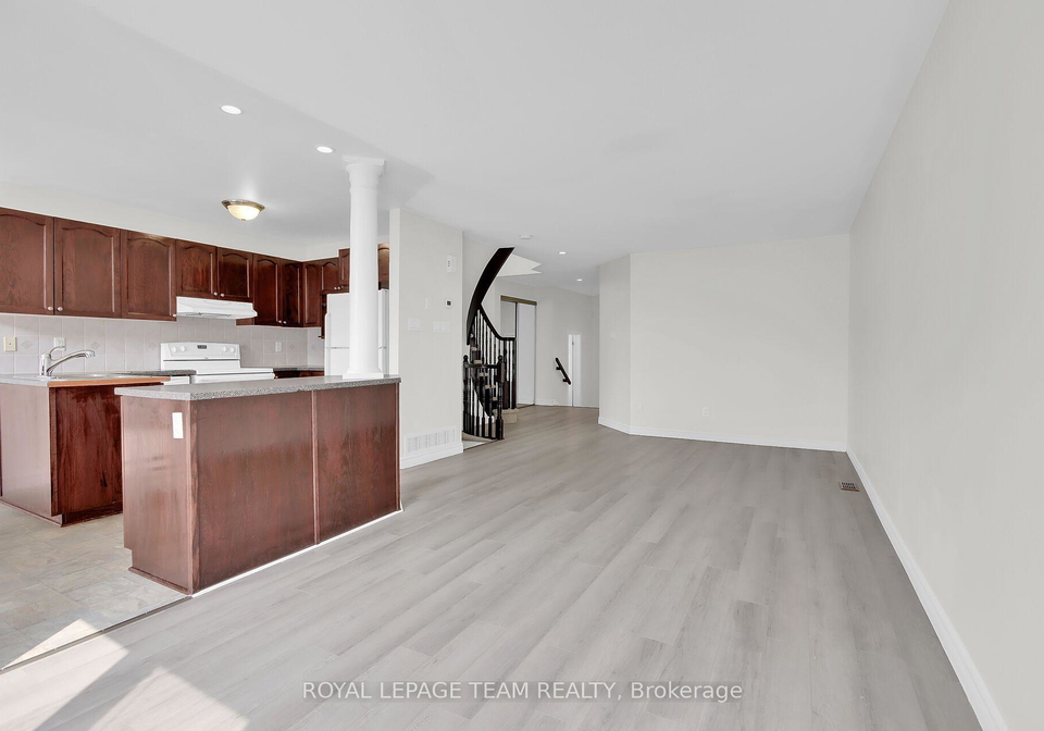 159-tacom-circle-ottawa-ontario-x13532816