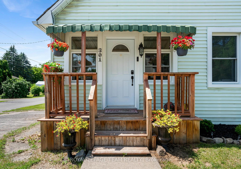 301-oxford-street-e-north-grenville-ontario-x13532896