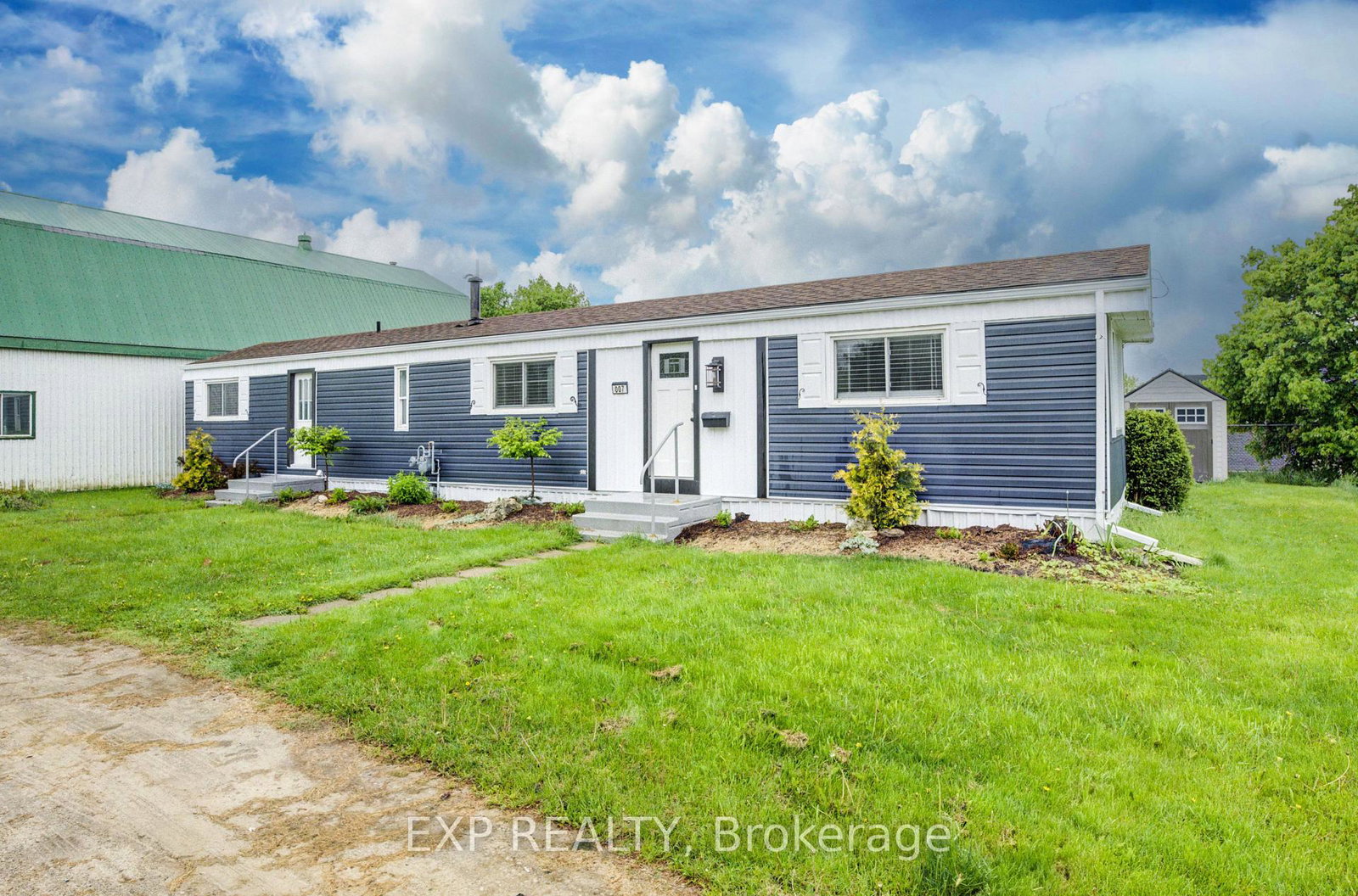 84-wellington-street-s-mapleton-ontario-x13533086
