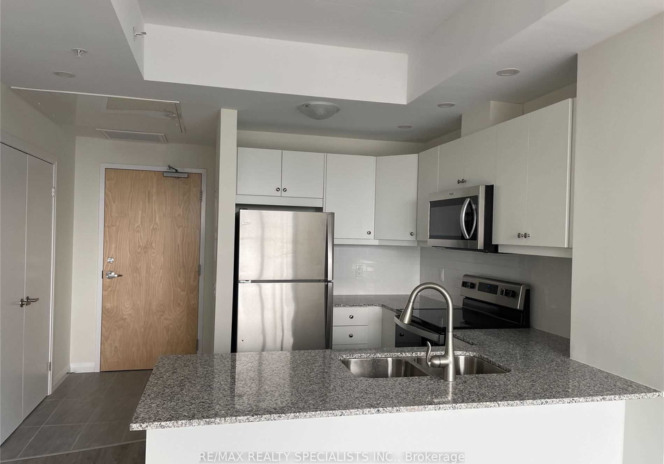 60-charles-street-w-kitchener-ontario-x13533366