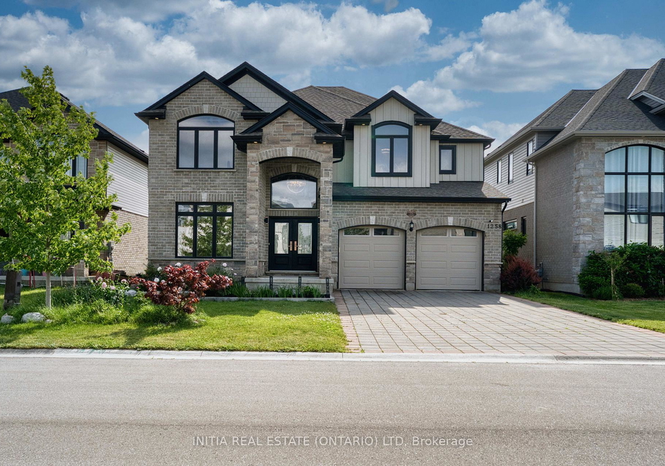 1258-silverfox-drive-london-north-ontario-x13533464