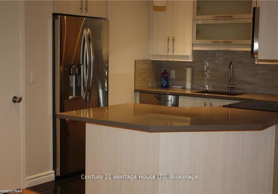 238-bertie-street-fort-erie-ontario-x13533548