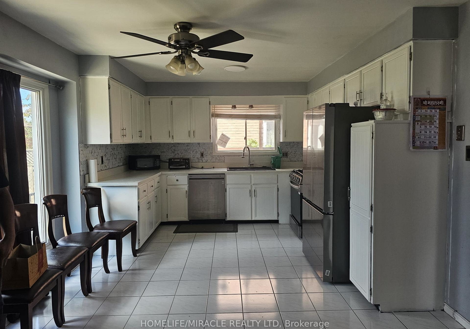 19-glenayr-street-hamilton-ontario-x13533678