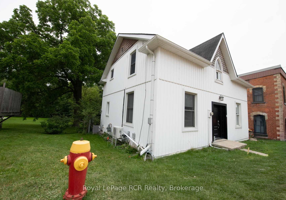 21-arthur-street-west-w-minto-ontario-x13533766