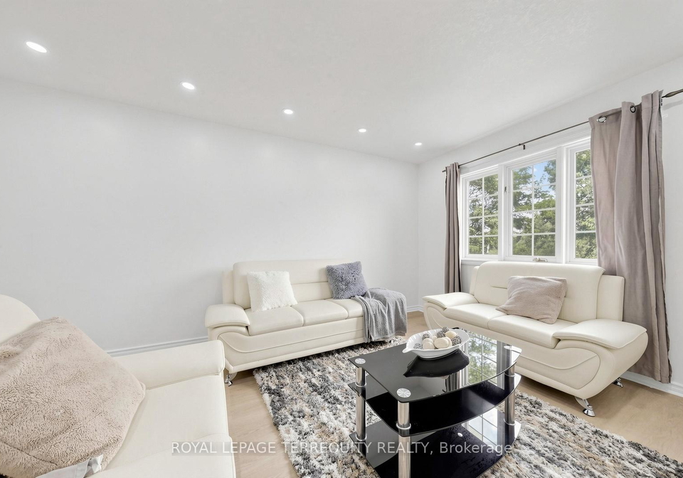 700-champlain-boulevard-cambridge-ontario-x13533774