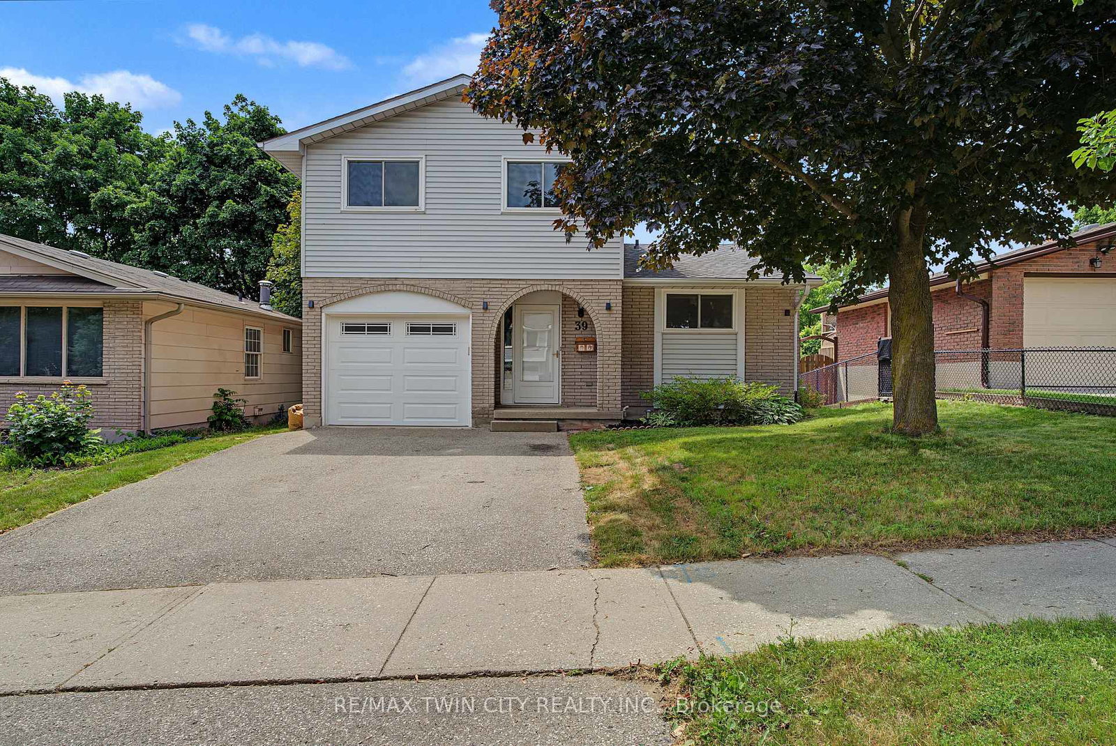 39-southwood-drive-kitchener-ontario-x13533864