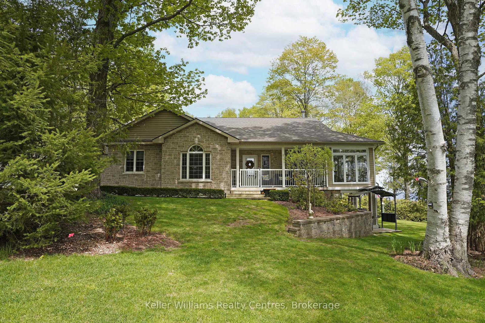 2-2nd-avenue-south-bruce-peninsula-ontario-x13533930