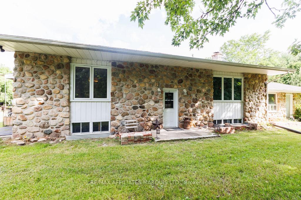 21111-concession-8-road-south-glengarry-ontario-x13534066