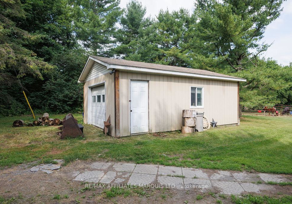 21111-concession-8-road-south-glengarry-ontario-x13534066