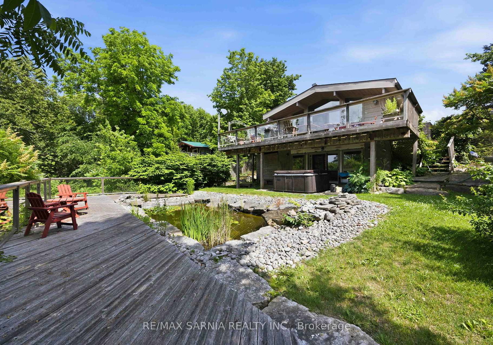 5496-huron-view-avenue-lambton-shores-ontario-x13534156