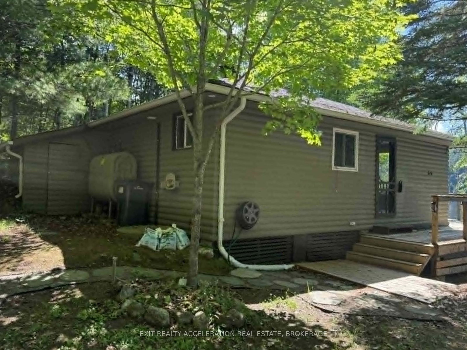 1023-wakamaka-lane-frontenac-ontario-x13534338
