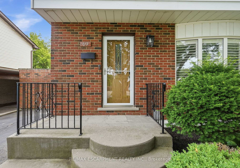 69-fairway-drive-hamilton-ontario-x13534638