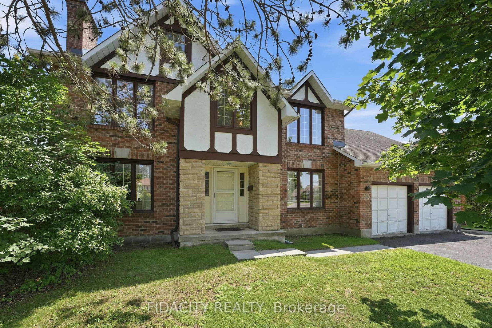 25-pine-bluff-trail-ottawa-ontario-x13535122