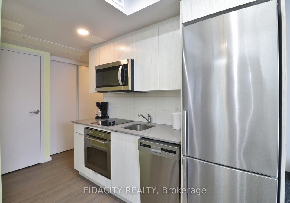 105-champagne-avenue-s-ottawa-ontario-x13535198