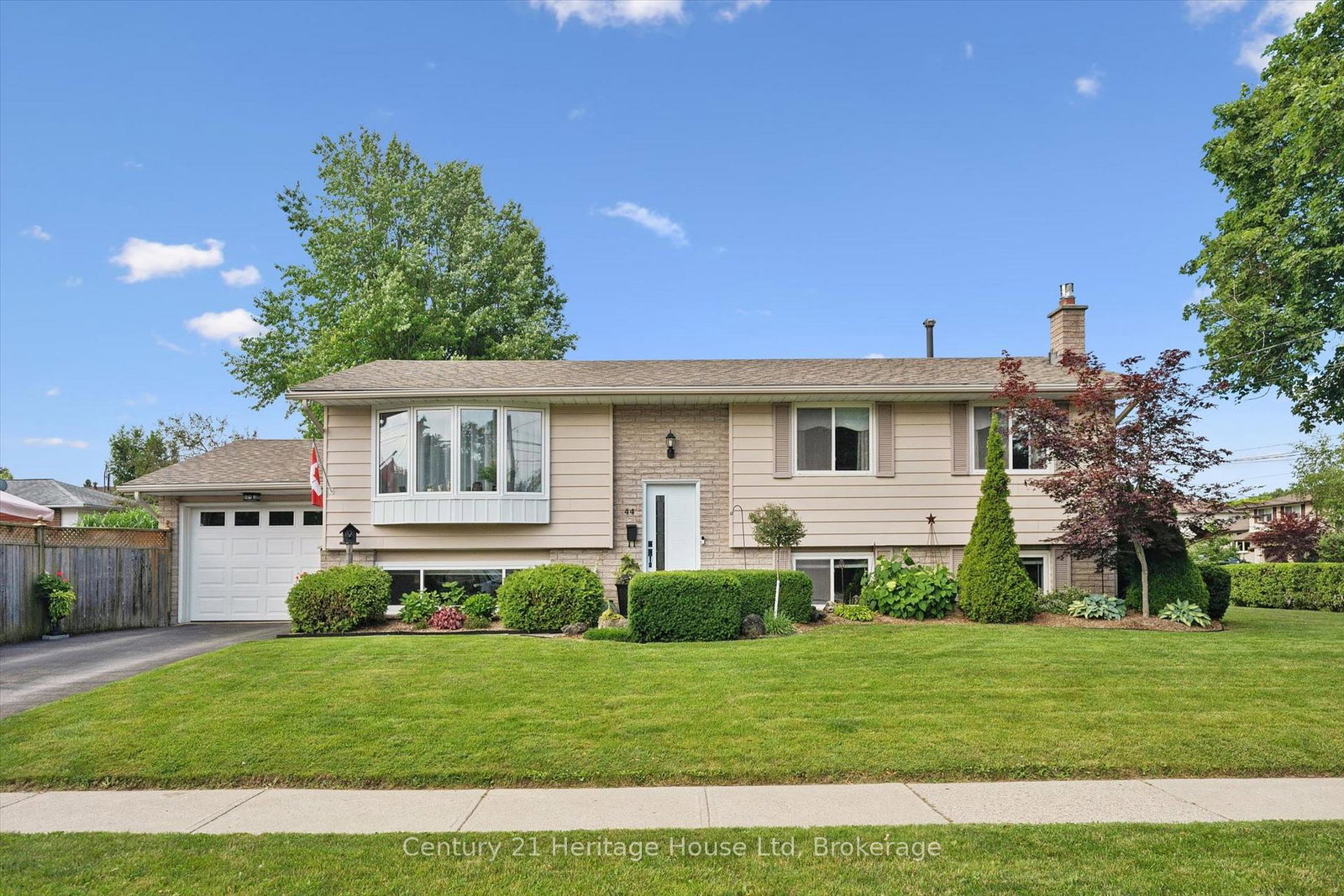 44-inverness-drive-guelph-ontario-x13535394