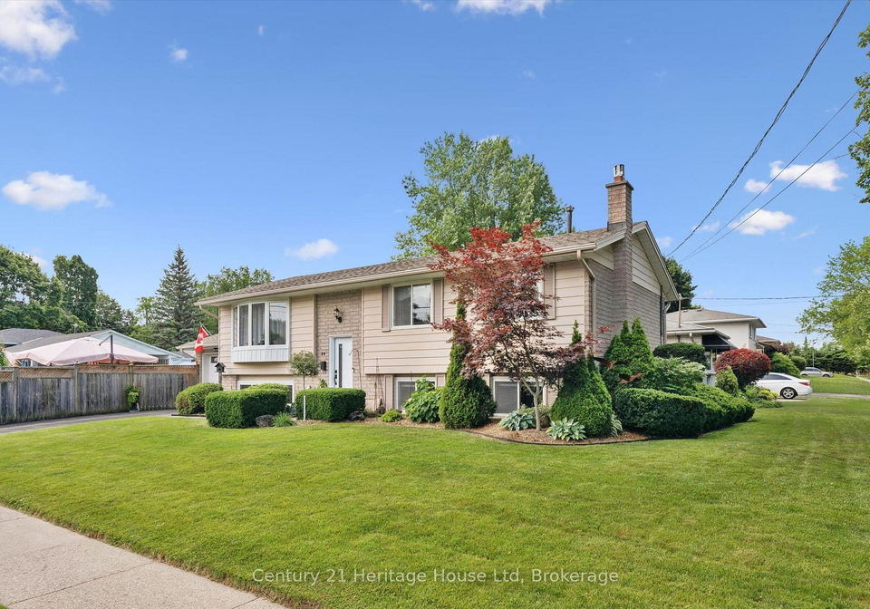 44-inverness-drive-guelph-ontario-x13535394