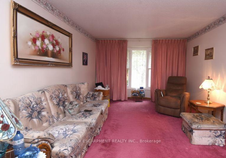 6-viscount-road-brantford-ontario-x13535502