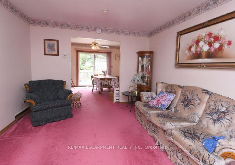 6-viscount-road-brantford-ontario-x13535502