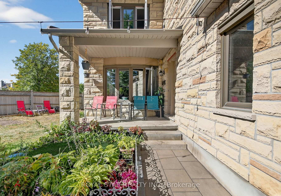 5-southland-crescent-ottawa-ontario-x13535600