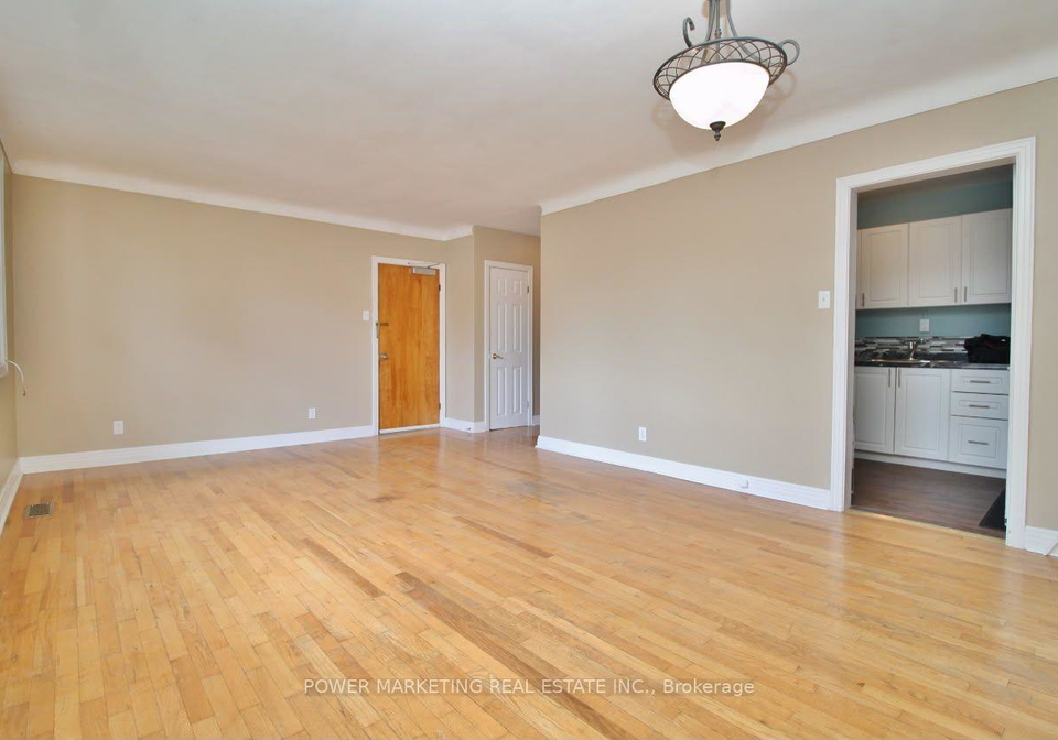 885-maitland-avenue-ottawa-ontario-x13535698