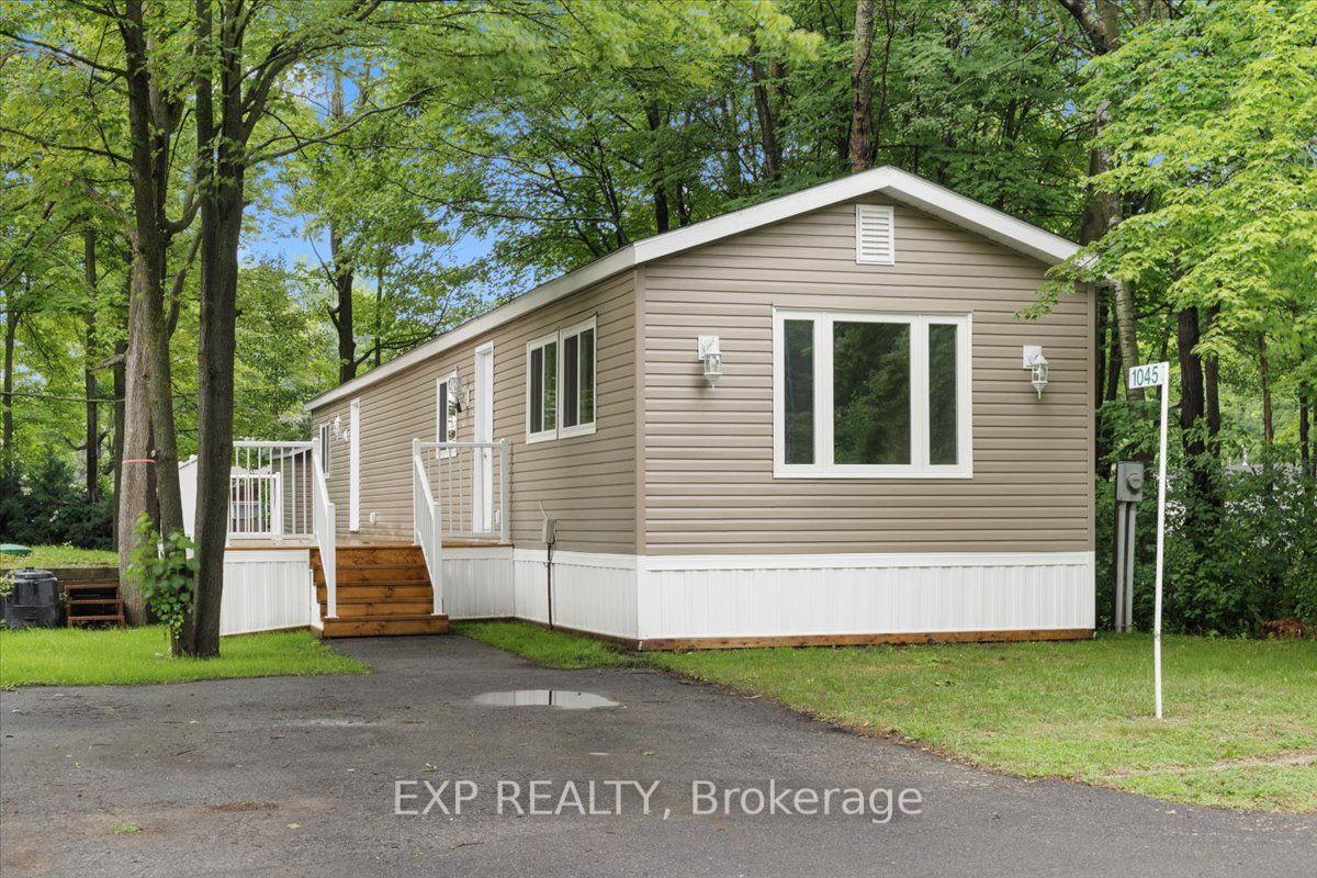 1045-vista-barrett-private-ottawa-ontario-x13535890