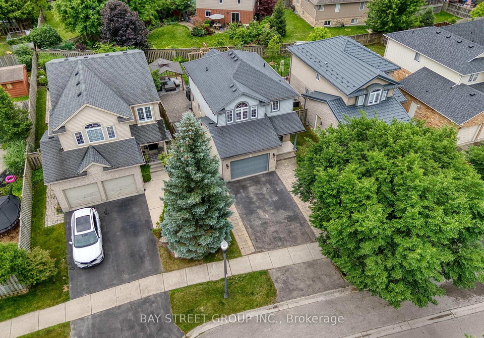 213-hawthorne-road-london-north-ontario-x13535968