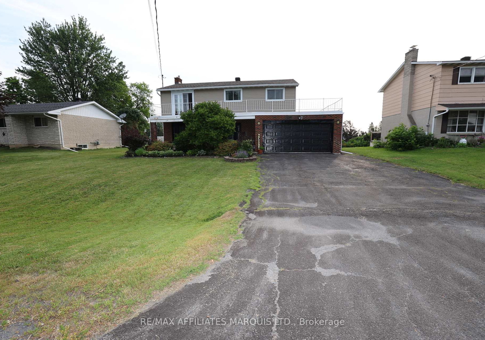 3453-bruce-street-south-stormont-ontario-x13536118