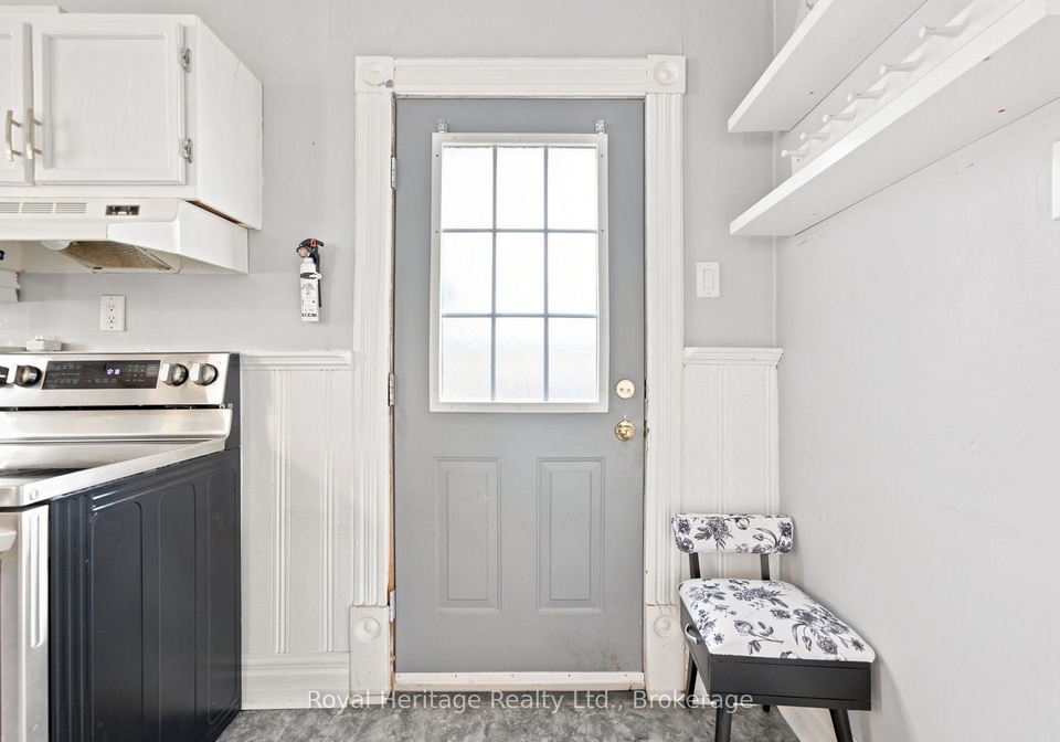 61-lindsay-street-n-kawartha-lakes-ontario-x13536134