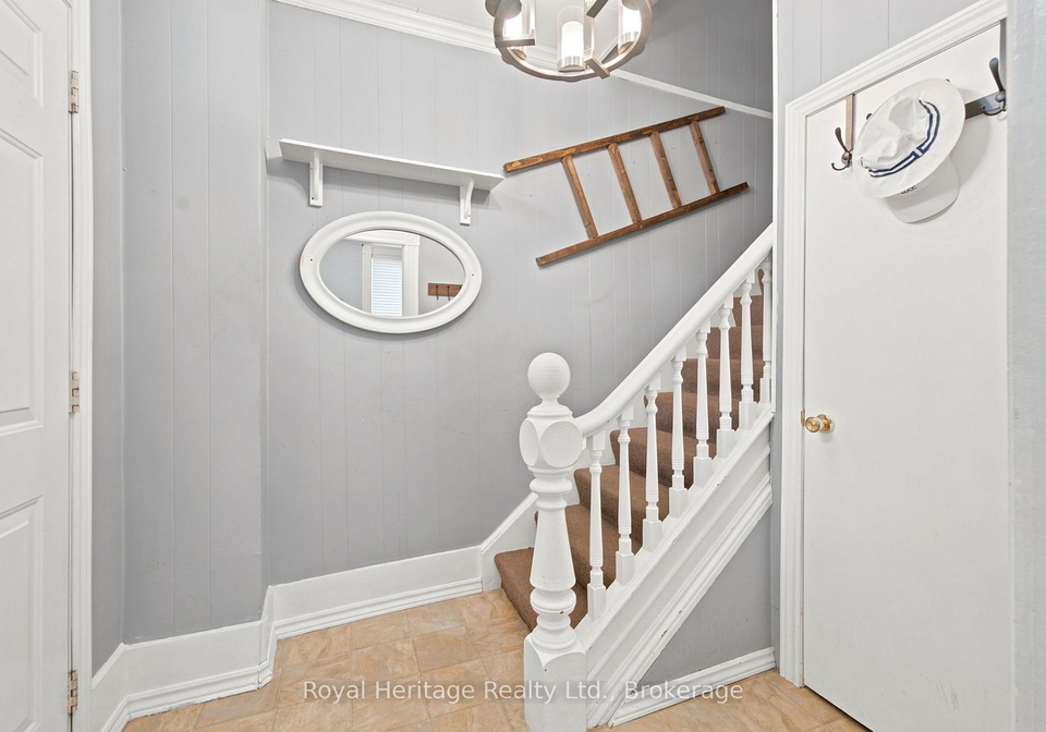 61-lindsay-street-n-kawartha-lakes-ontario-x13536134
