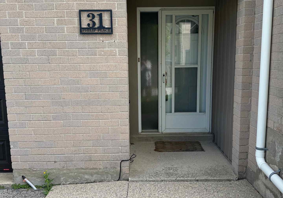 philip-place-kincardine-ontario-x13536170